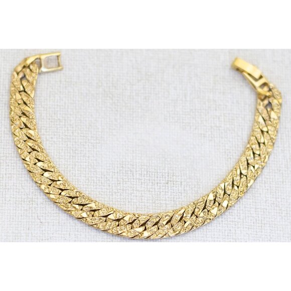6 1/2 inch, Vintage Gold Tone Intricate Herringbone Chain Elegant Bracelet - A26 - Picture 2 of 3